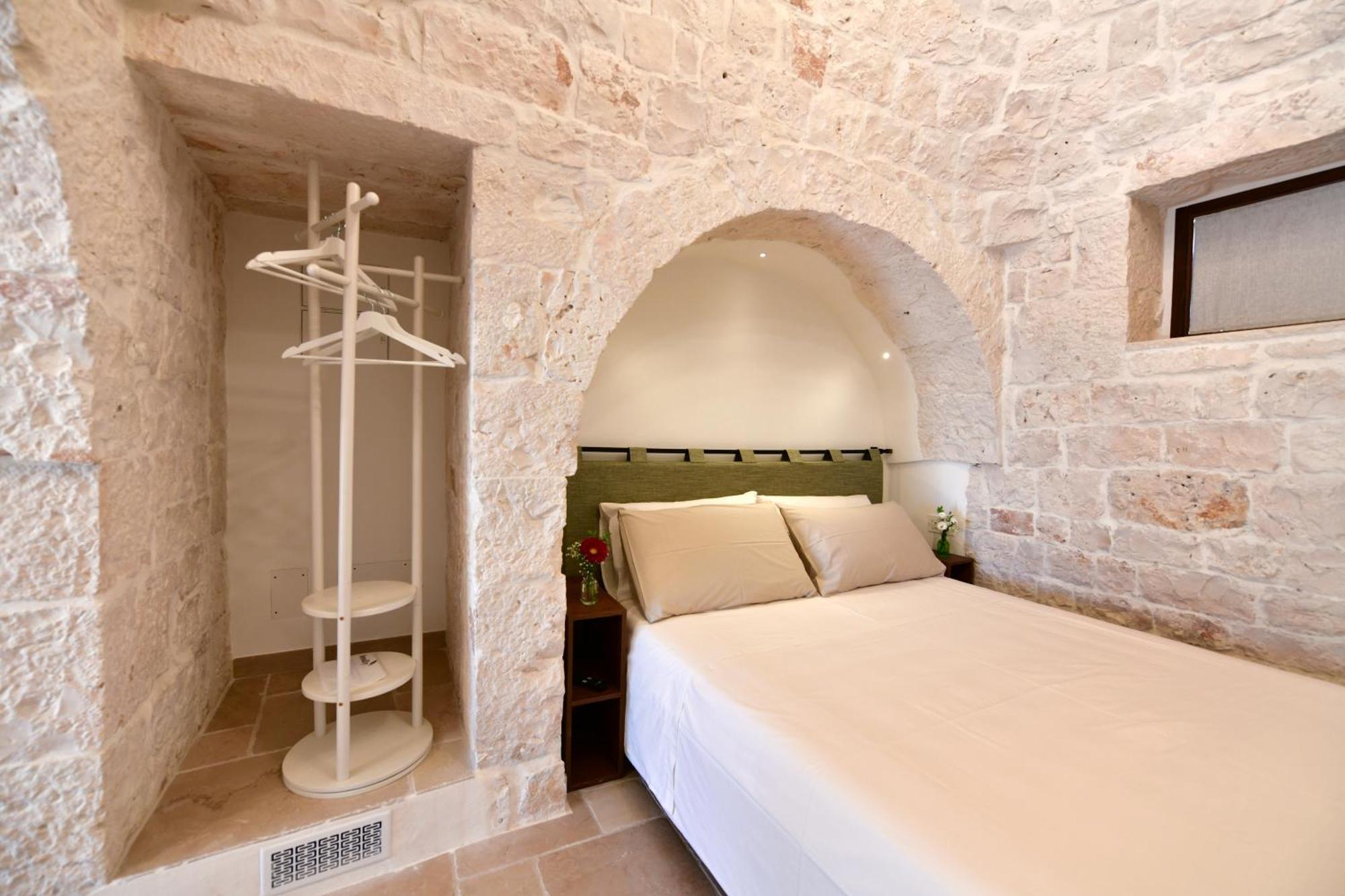 Lamarossa Trulli & Suites Antonelli Ngoại thất bức ảnh
