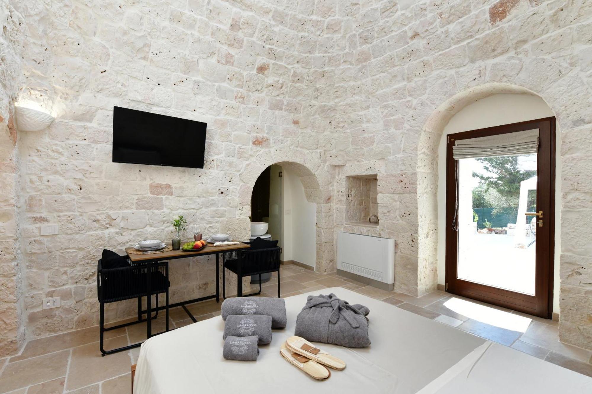Lamarossa Trulli & Suites Antonelli Ngoại thất bức ảnh