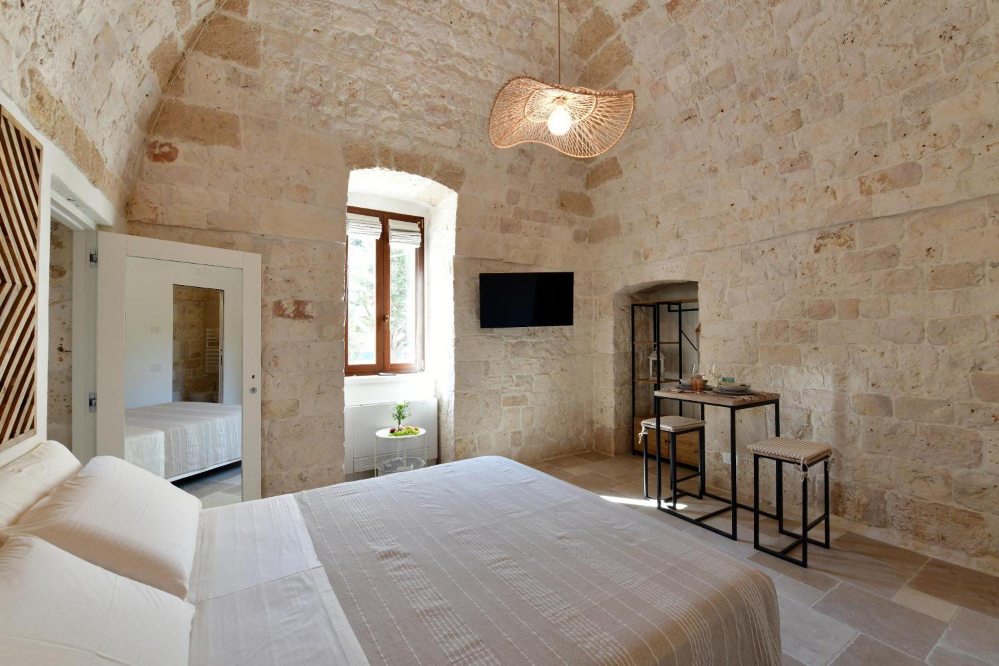 Lamarossa Trulli & Suites Antonelli Ngoại thất bức ảnh
